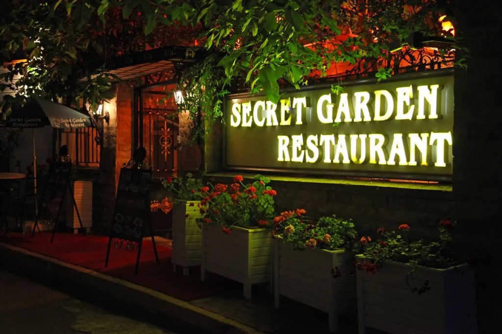 Büyükada Evlilik Teklifi Mekanları Secret Garden